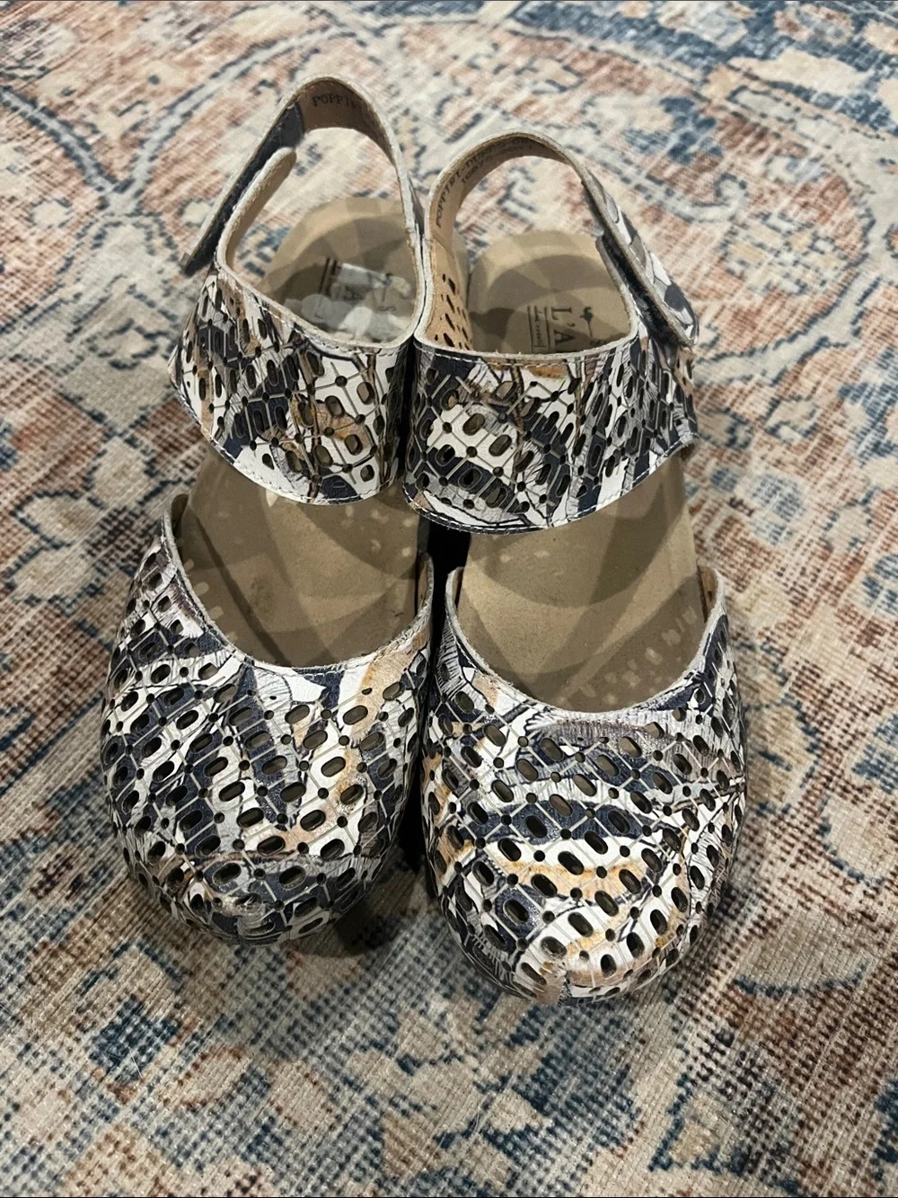 L ‘Artiste Snake-Print wedge Mary Jane lightweight comfort shoes size 35/5.5